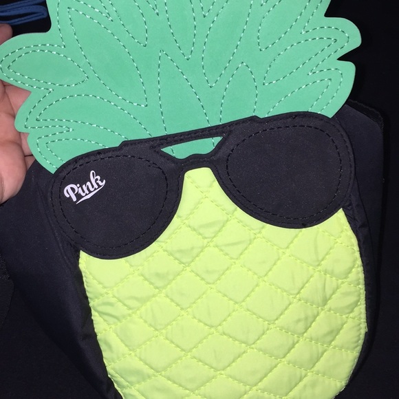 Pink shoulder pineapple cooler - Picture 2 of 5